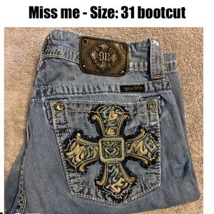 Miss Me Jeans - Size: 31 Inseam: 32 Style: Bootcut